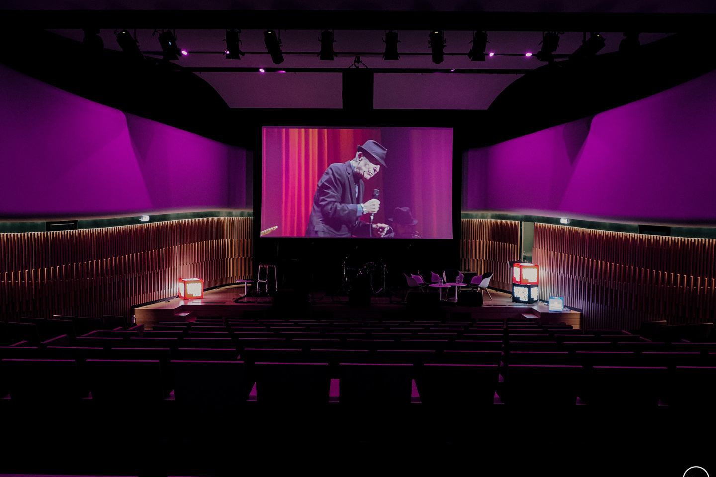 The Writers Sessions από τον Voice 102,5: Το αφιέρωμα στον Leonard Cohen © Χρόνης Περράκης