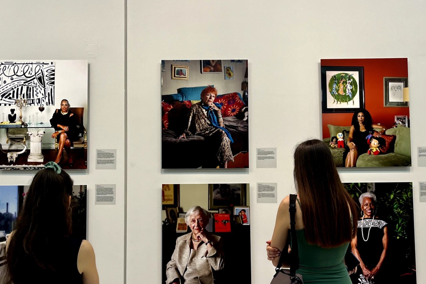 Voice 102.5: Μουσική, ποτό και τέχνη στους ορόφους του ΕΜΣΤ