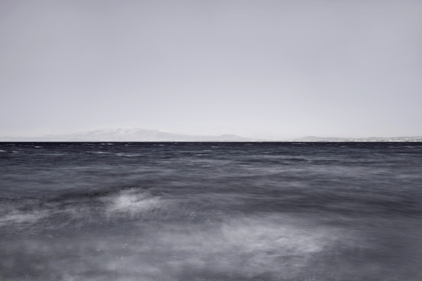 Έφη Χαλιορή: Φωτογραφική έκθεση «Everything is the Same but Everything is Different» στη Δημοτική Πινακοθήκη Πειραιά