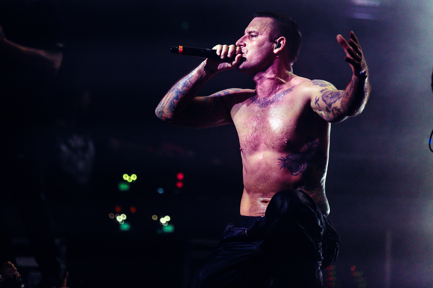 Parkway Drive: Ανταπόκριση από τη sold out συναυλία της αυστραλιανής metal μπάντας στην Αθήνα, στο Floyd, την Τρίτη 11 Ιουνίου 2024.