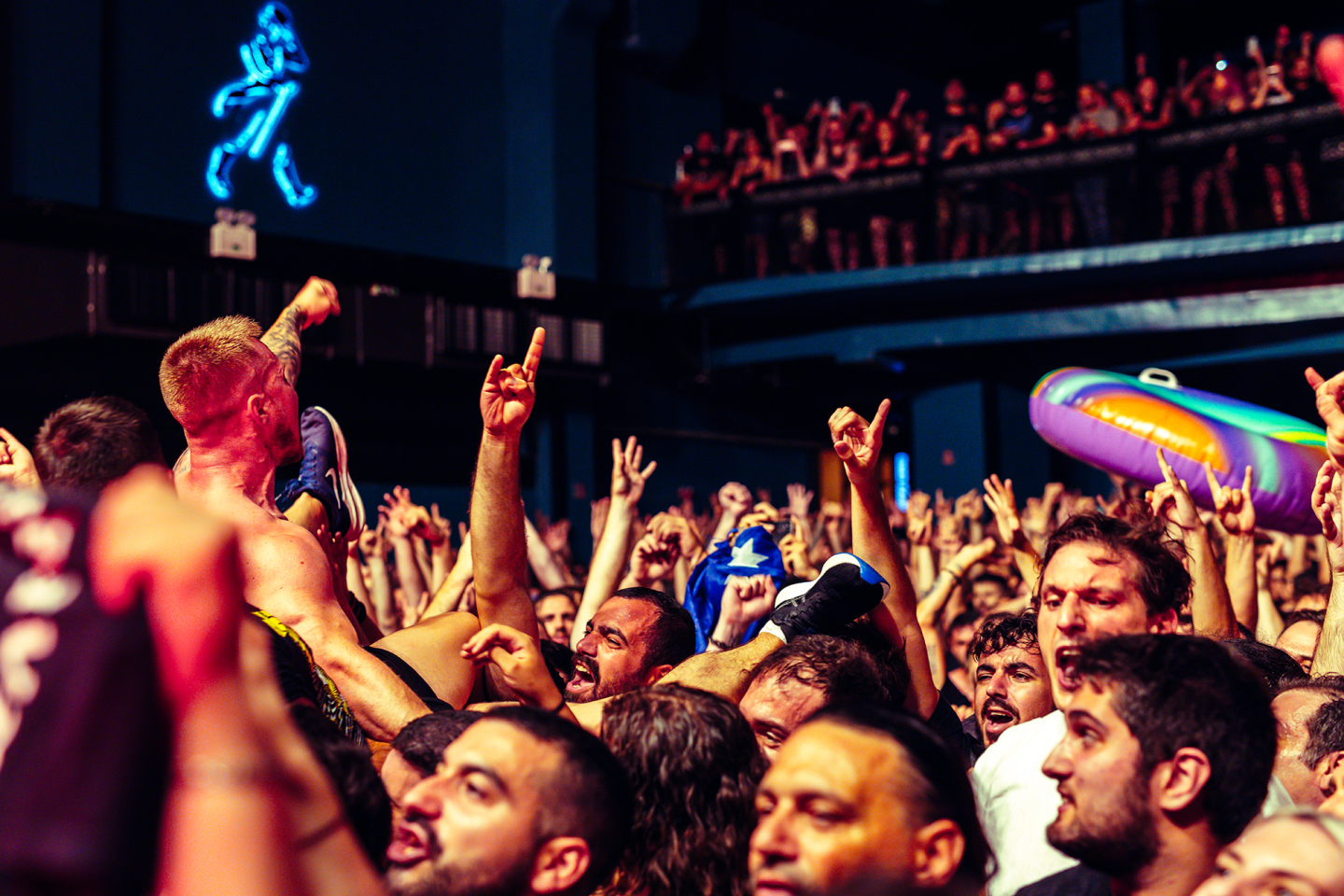 Parkway Drive: Ανταπόκριση από τη sold out συναυλία της αυστραλιανής metal μπάντας στην Αθήνα, στο Floyd, την Τρίτη 11 Ιουνίου 2024.