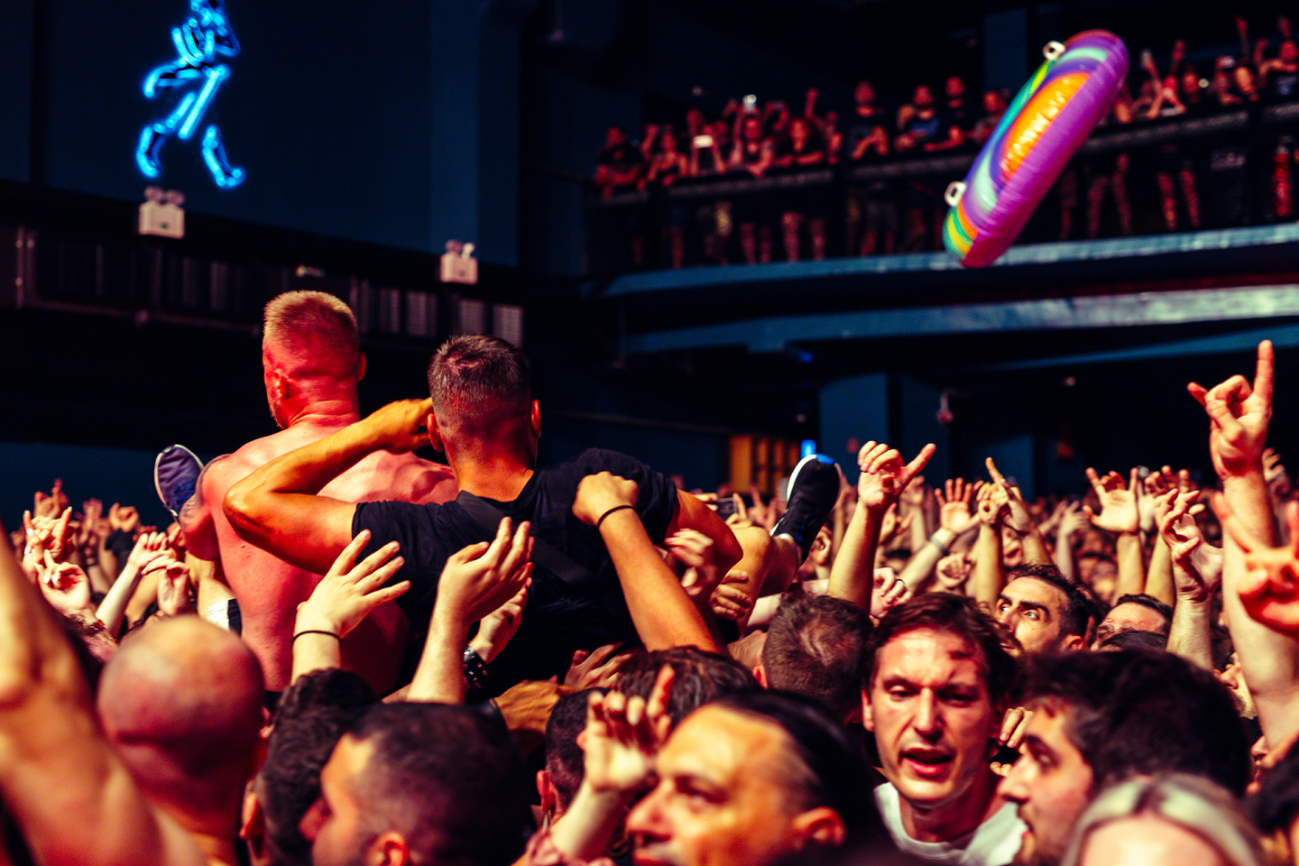 Parkway Drive: Ανταπόκριση από τη sold out συναυλία της αυστραλιανής metal μπάντας στην Αθήνα, στο Floyd, την Τρίτη 11 Ιουνίου 2024.