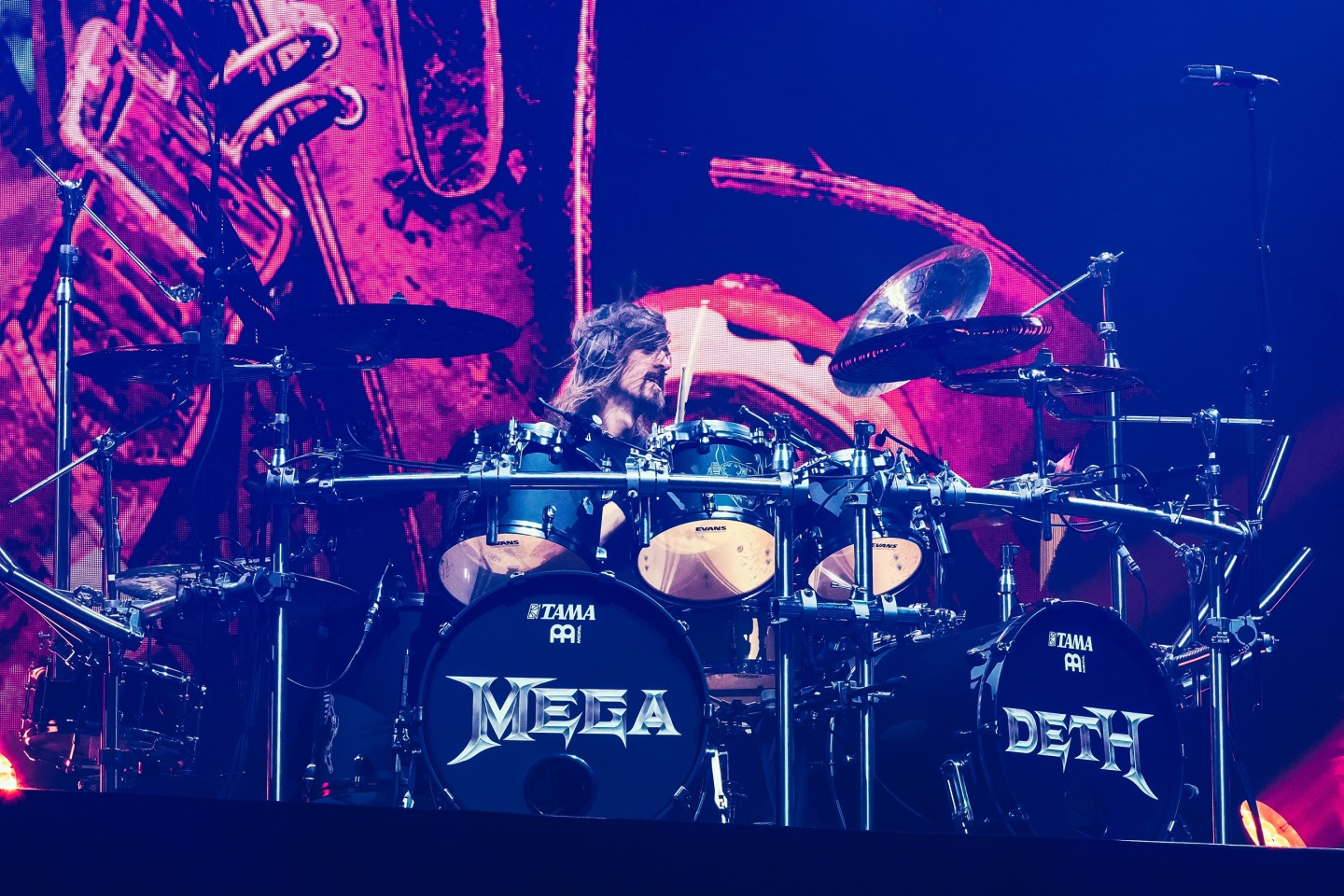 Release Athens 2024: Ανταπόκριση - φωτορεπορτάζ από τις εμφανίσεις των Megadeth, Blind Guardian και Grand Magus στην Πλατεία Νερού.