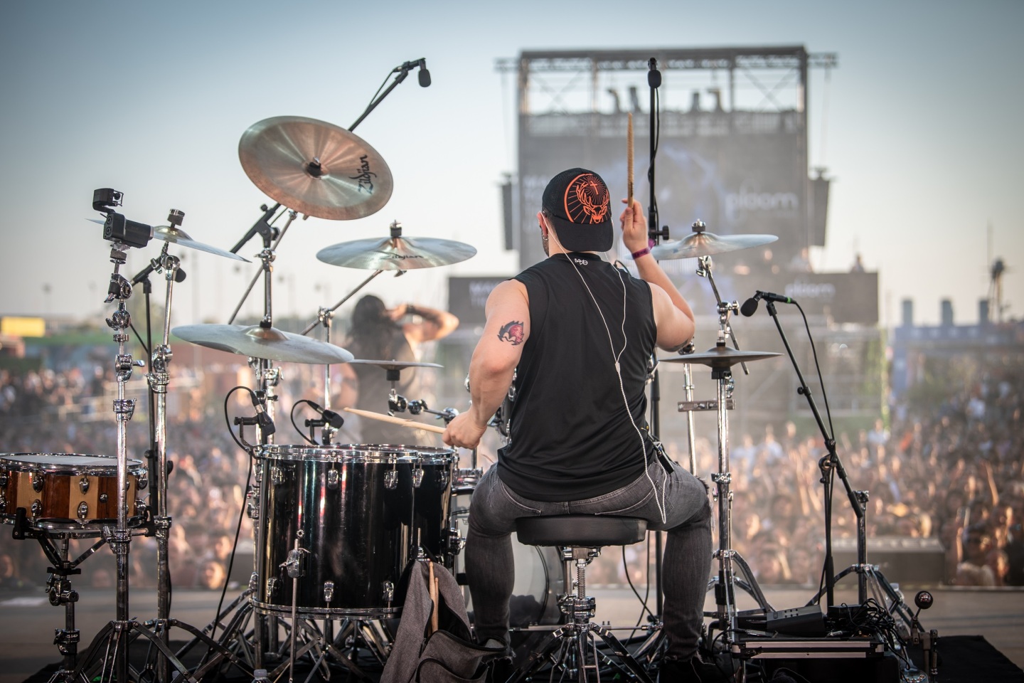 Βασίλης Παπακωνσταντίνου: Ανταπόκριση από τη συναυλία στο Release Athens 2024 με Gus G.