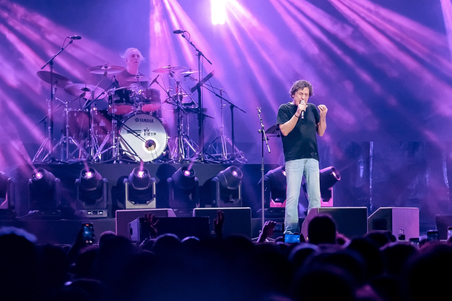 Βασίλης Παπακωνσταντίνου: Ανταπόκριση από τη συναυλία στο Release Athens 2024 με Gus G.