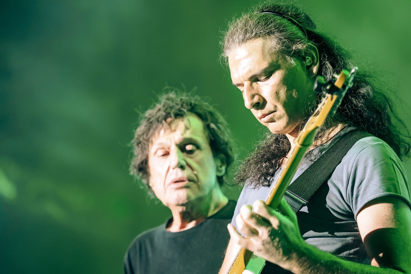 Βασίλης Παπακωνσταντίνου: Ανταπόκριση από τη συναυλία στο Release Athens 2024 με Gus G.