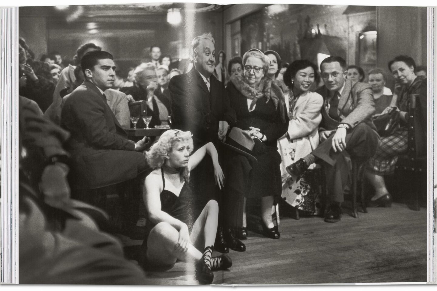 Το Παρίσι μέσα από τις φωτογραφίες του Robert Doisneau