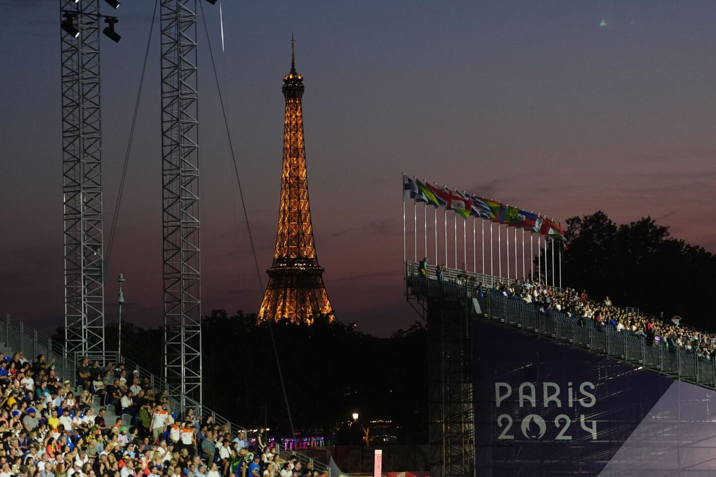 Κλικ γεμάτα χρώματα και χαμόγελα στην Τελετή Έναρξης των Παραολυμπιακών Αγώνων 2024  