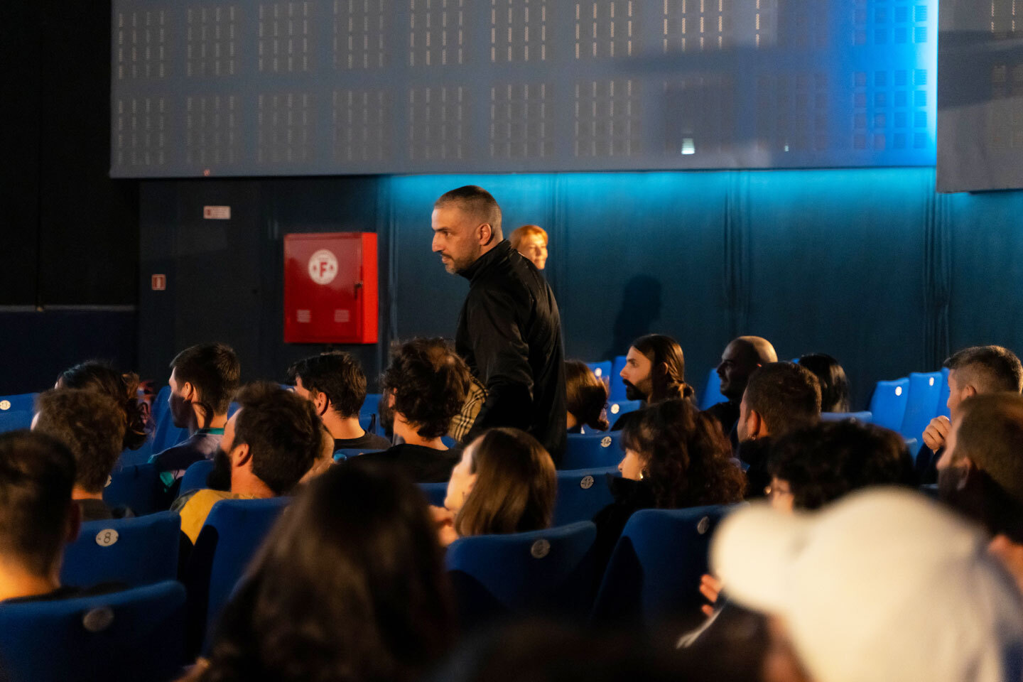 Δημήτρης Μουγκός, «Κάνα Δυο Φωτογραφίες»