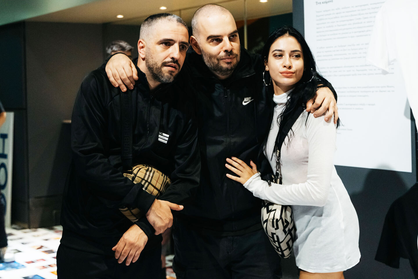 Δημήτρης Μουγκός, «Κάνα Δυο Φωτογραφίες»