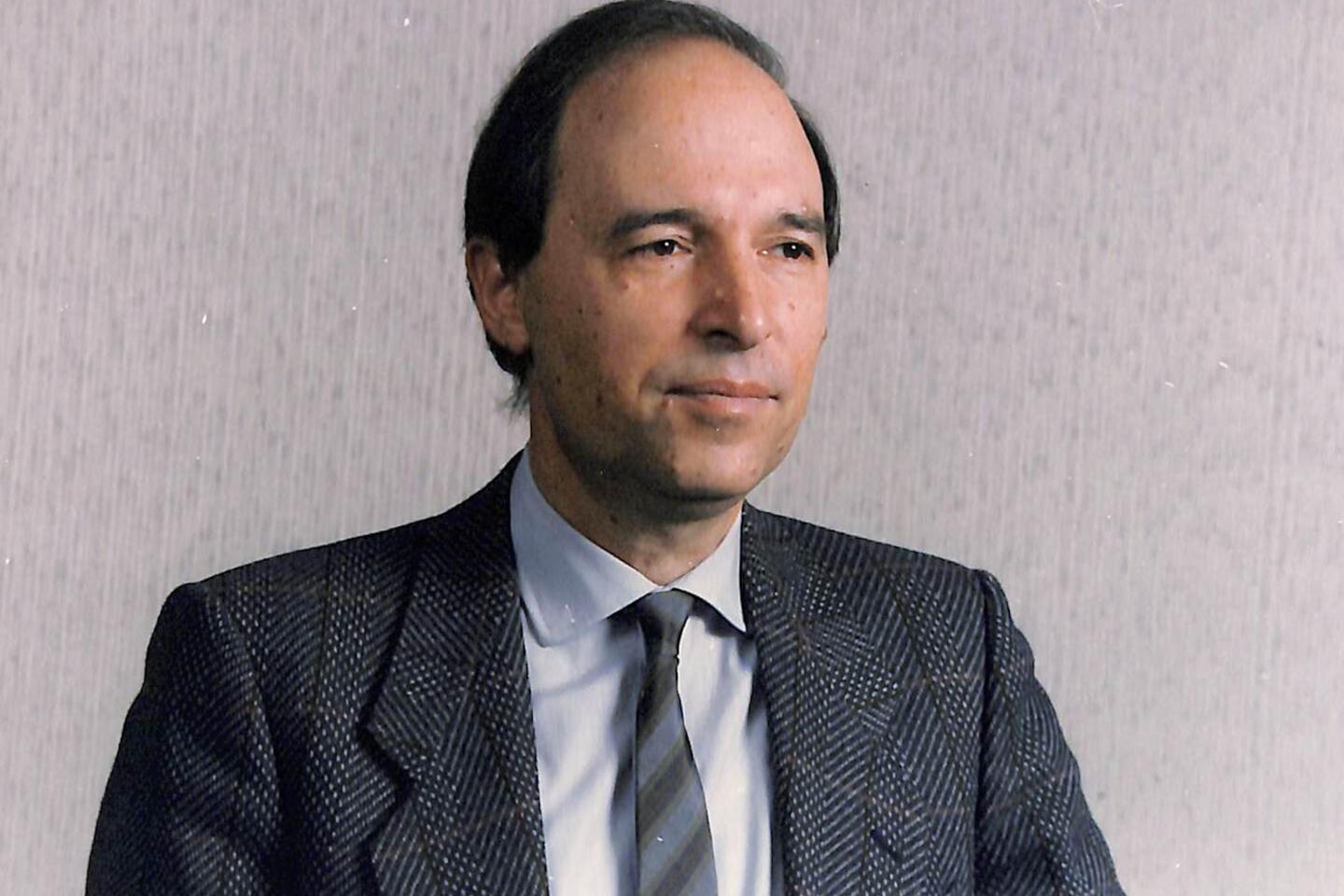 Κώστας Σημίτης 1936 – 2025: Η διαδρομή, η δράση και η ζωή του σε σπάνιες εικόνες