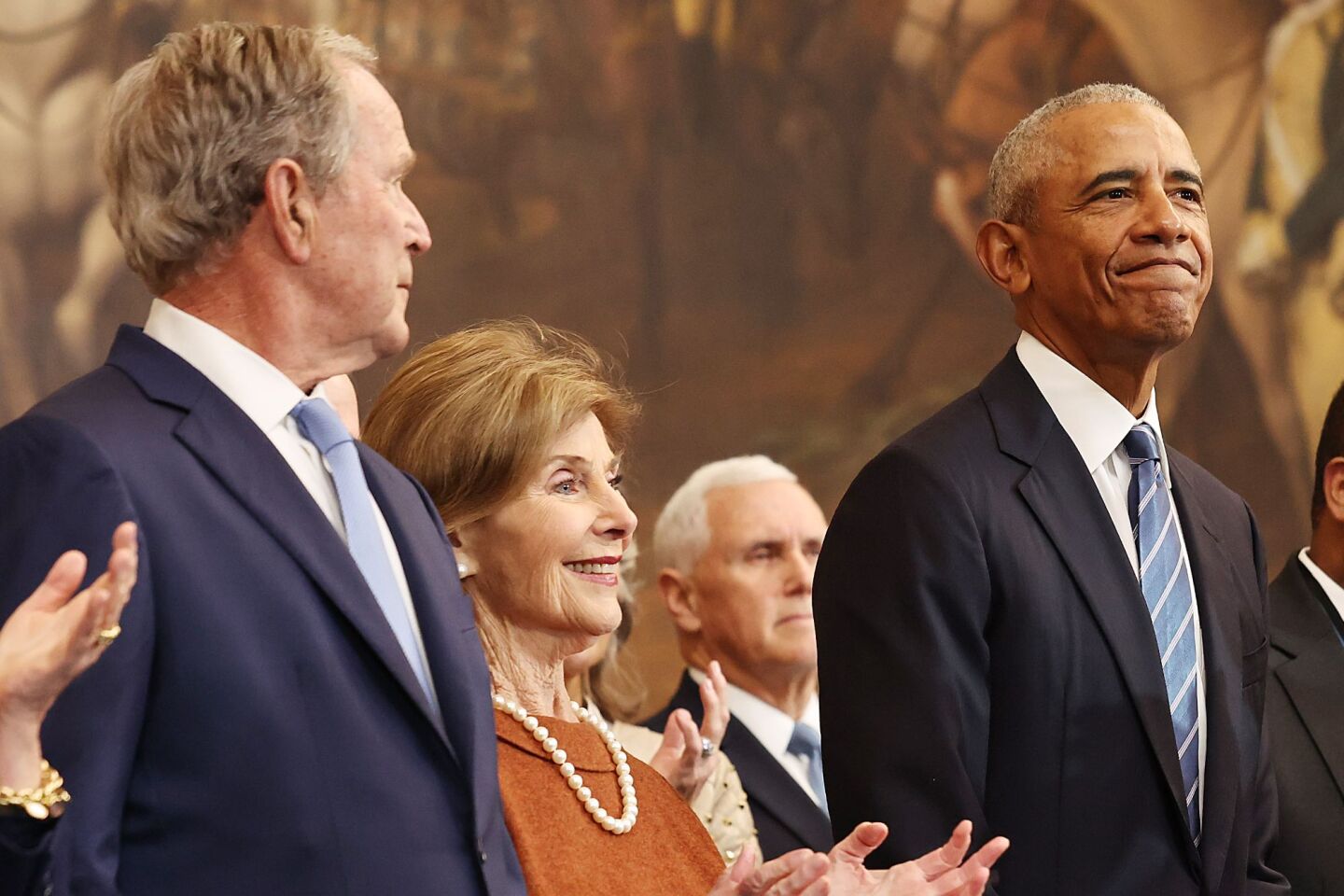 Τζορτζ Μπους και Μπάρακ Ομπάμα