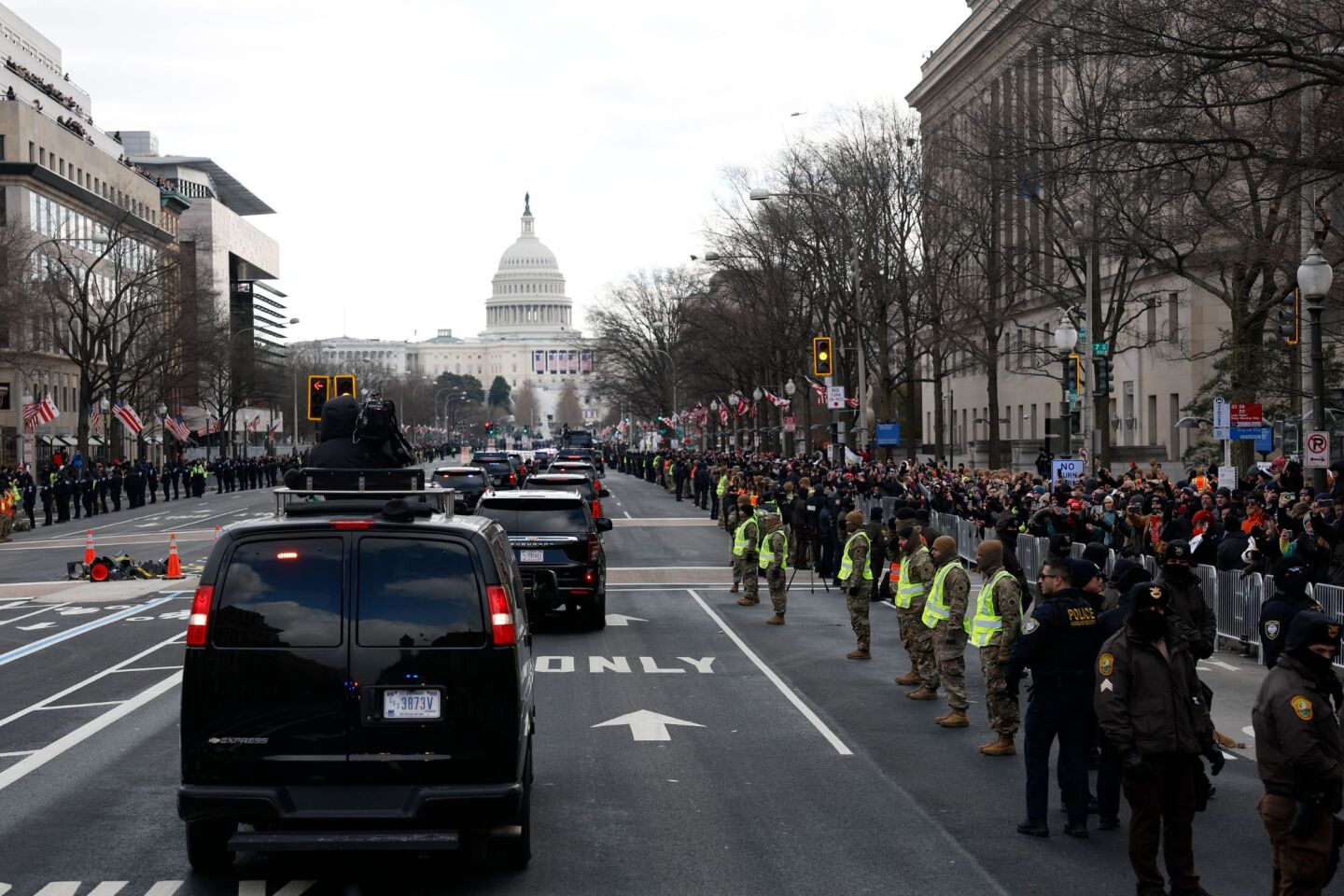 Από τον Λευκό Οίκο στο Καπιτώλιο