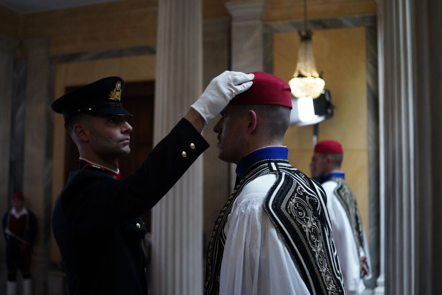 Στιγμιότυπο από το εσωτερικό του Προεδρικού Μεγάρου
