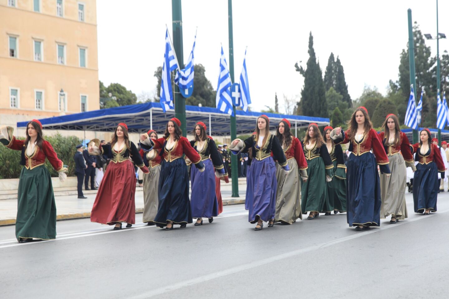 Στιγμιότυπο από τη μαθητική παρέλαση της 25ης Μαρτίου στην Αθήνα