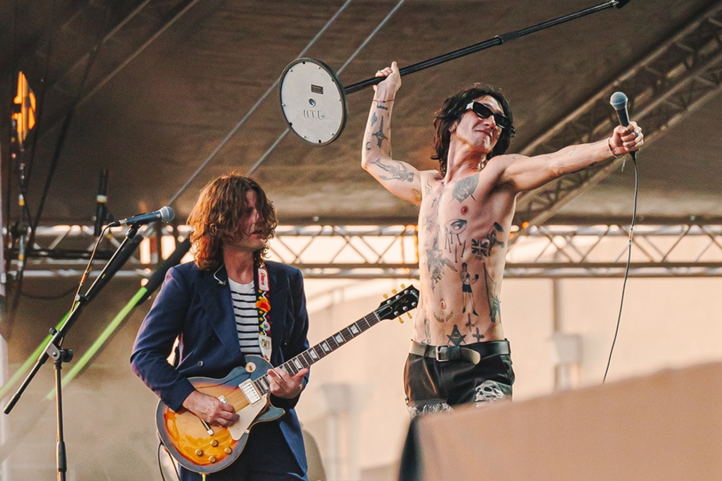 Release Athens 2025: Ανταπόκριση - φωτορεπορτάζ από τις εμφανίσεις των Avenged Sevenfold και Palaye Royale στην Πλατεία Νερού.