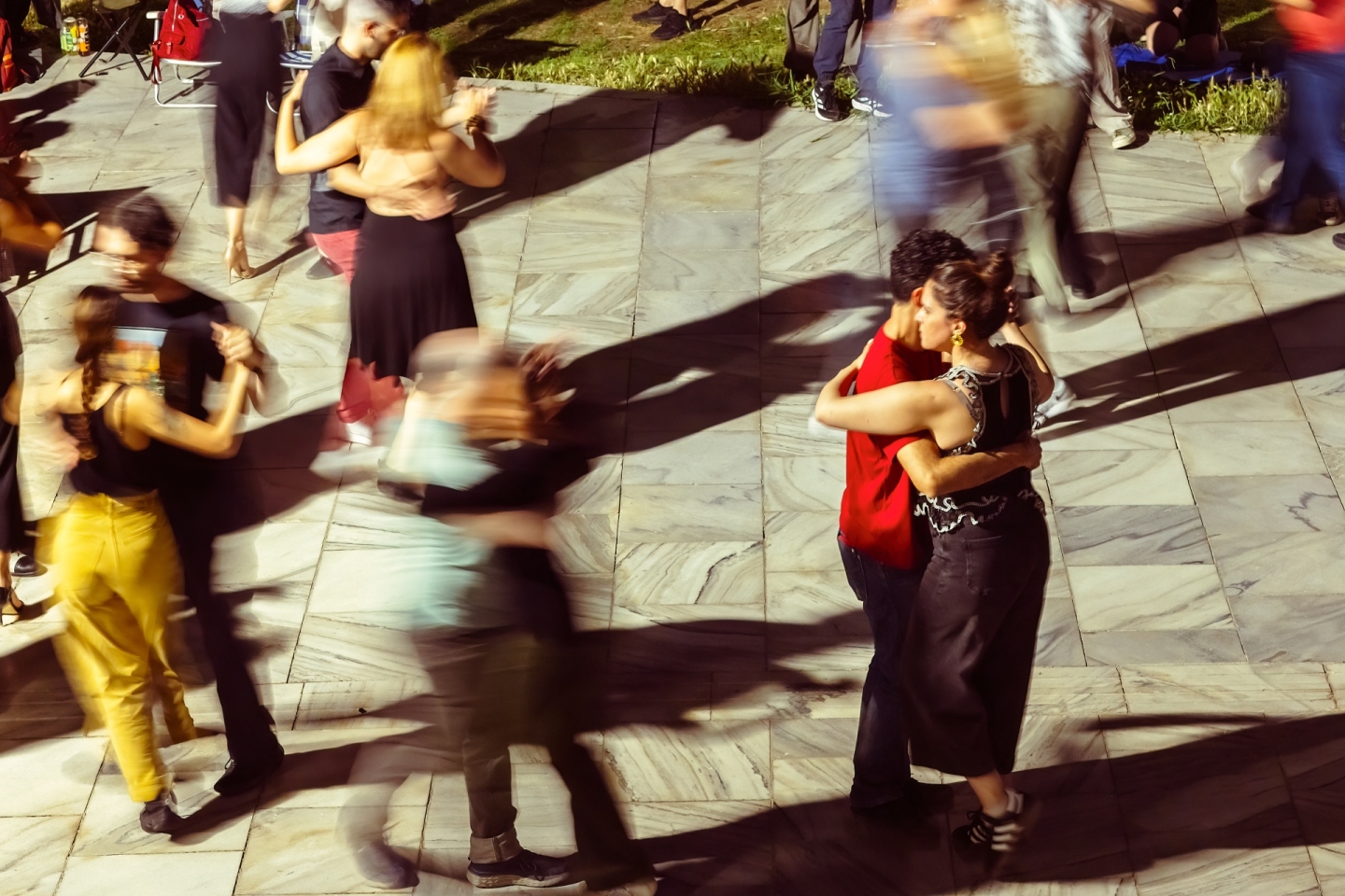 Μιλόνγκα στους θερινούς παλμούς της Ερμού