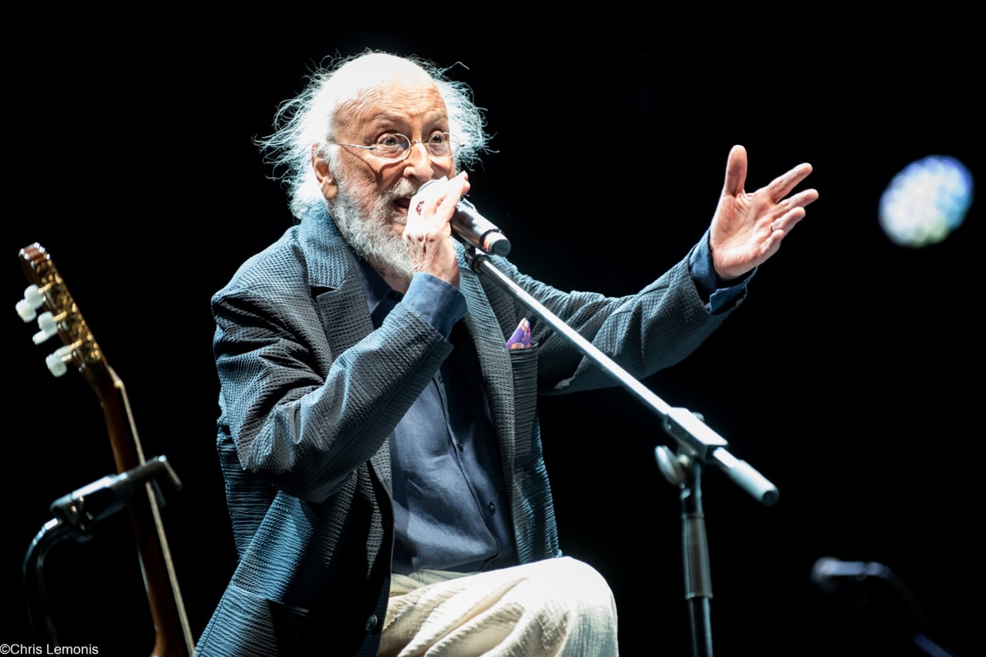 Rockwave Festival 2025: Ανταπόκριση-φωτορεπορτάζ από την ιστορική εμφάνιση του Διονύση Σαββόπουλου στη Μαλακάσα