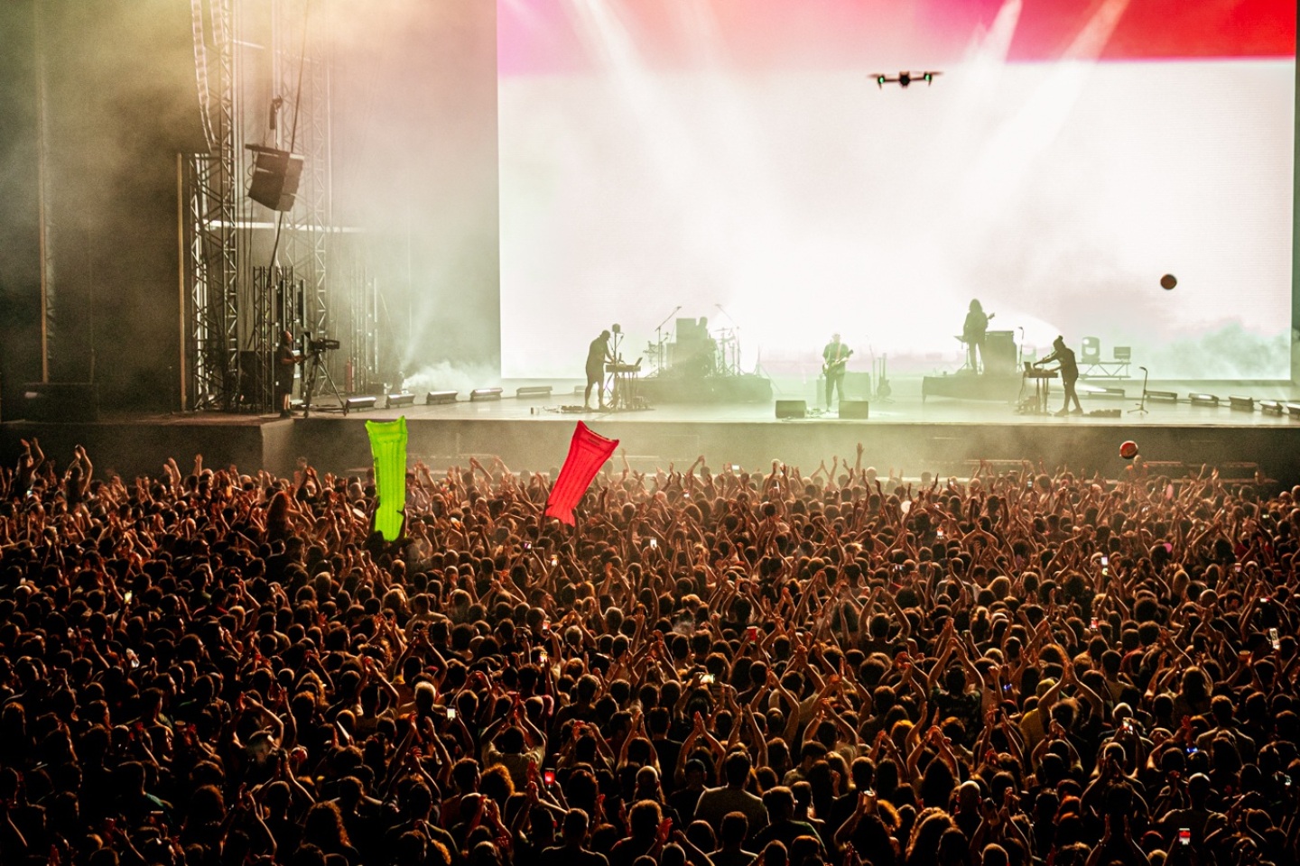 Release Athens 2025: Ανταπόκριση - φωτορεπορτάζ από τις εμφανίσεις των Παύλου Παυλίδη, Κωνσταντίνου Βήτα και Super Stereo στην Πλατεία Νερού