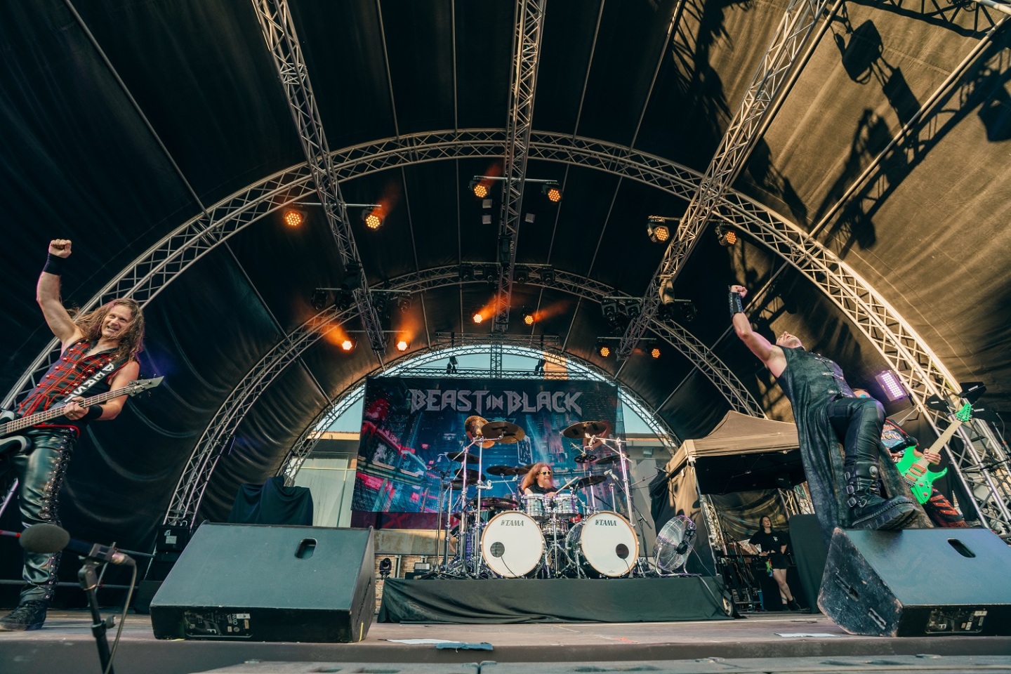 Rockwave Festival 2025: Ανταπόκριση-φωτορεπορτάζ από την εμφάνιση των Blind Guardian και Beast in Black στην Τεχνόπολη