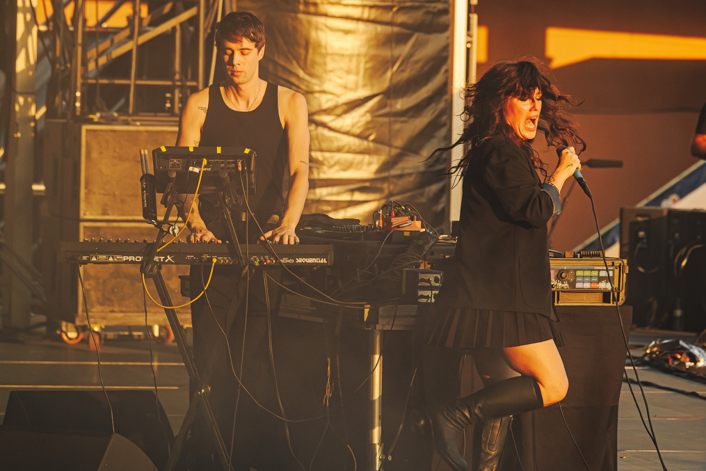 Release Athens 2025: Ανταπόκριση - φωτορεπορτάζ από τις εμφανίσεις των Fontaines D.C., Boy Harsher και Shame στην Πλατεία Νερού