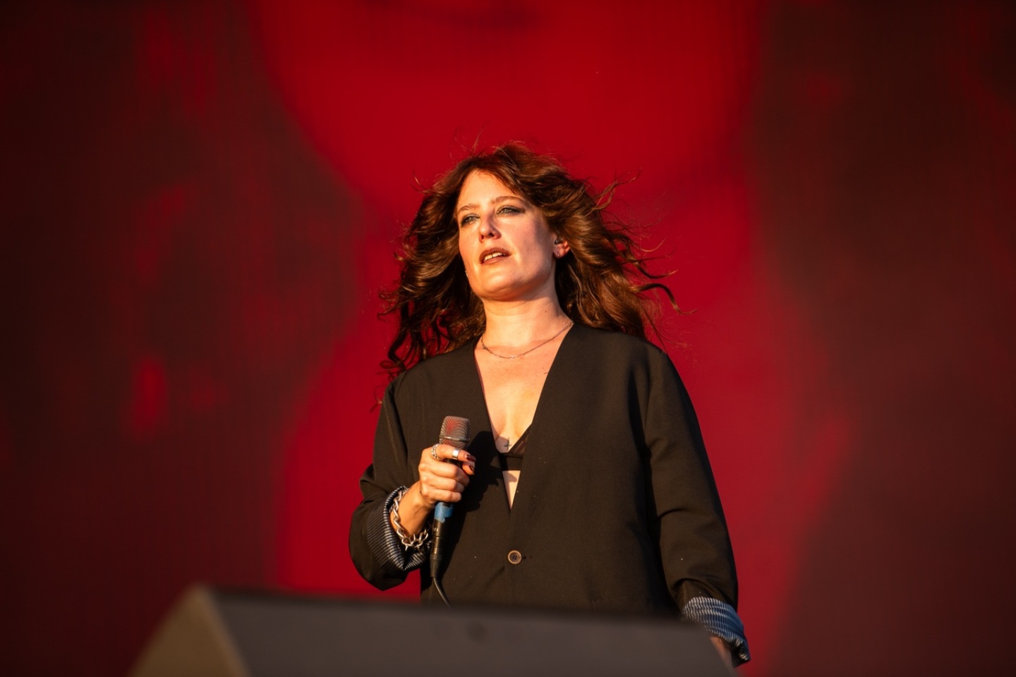 Release Athens 2025: Ανταπόκριση - φωτορεπορτάζ από τις εμφανίσεις των Fontaines D.C., Boy Harsher και Shame στην Πλατεία Νερού