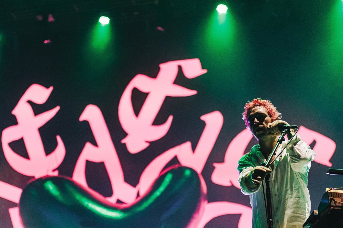 Release Athens 2025: Ανταπόκριση - φωτορεπορτάζ από τις εμφανίσεις των Fontaines D.C., Boy Harsher και Shame στην Πλατεία Νερού