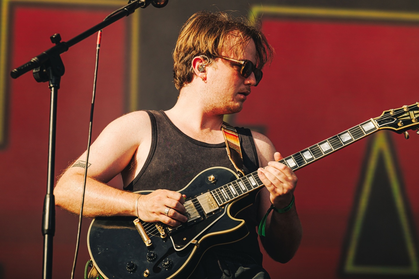 Release Athens 2025: Ανταπόκριση - φωτορεπορτάζ από τις εμφανίσεις των Fontaines D.C., Boy Harsher και Shame στην Πλατεία Νερού