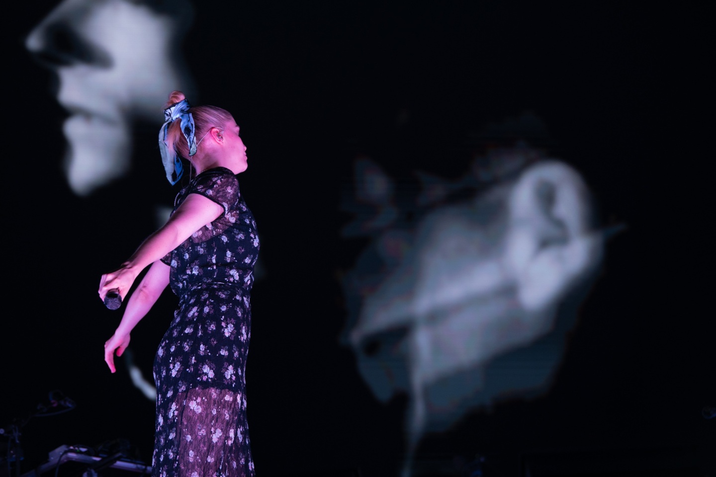 Release Athens 2025: Ανταπόκριση - φωτορεπορτάζ από τις εμφανίσεις των London Grammar, Aurora και Klangphonics στην Πλατεία Νερού