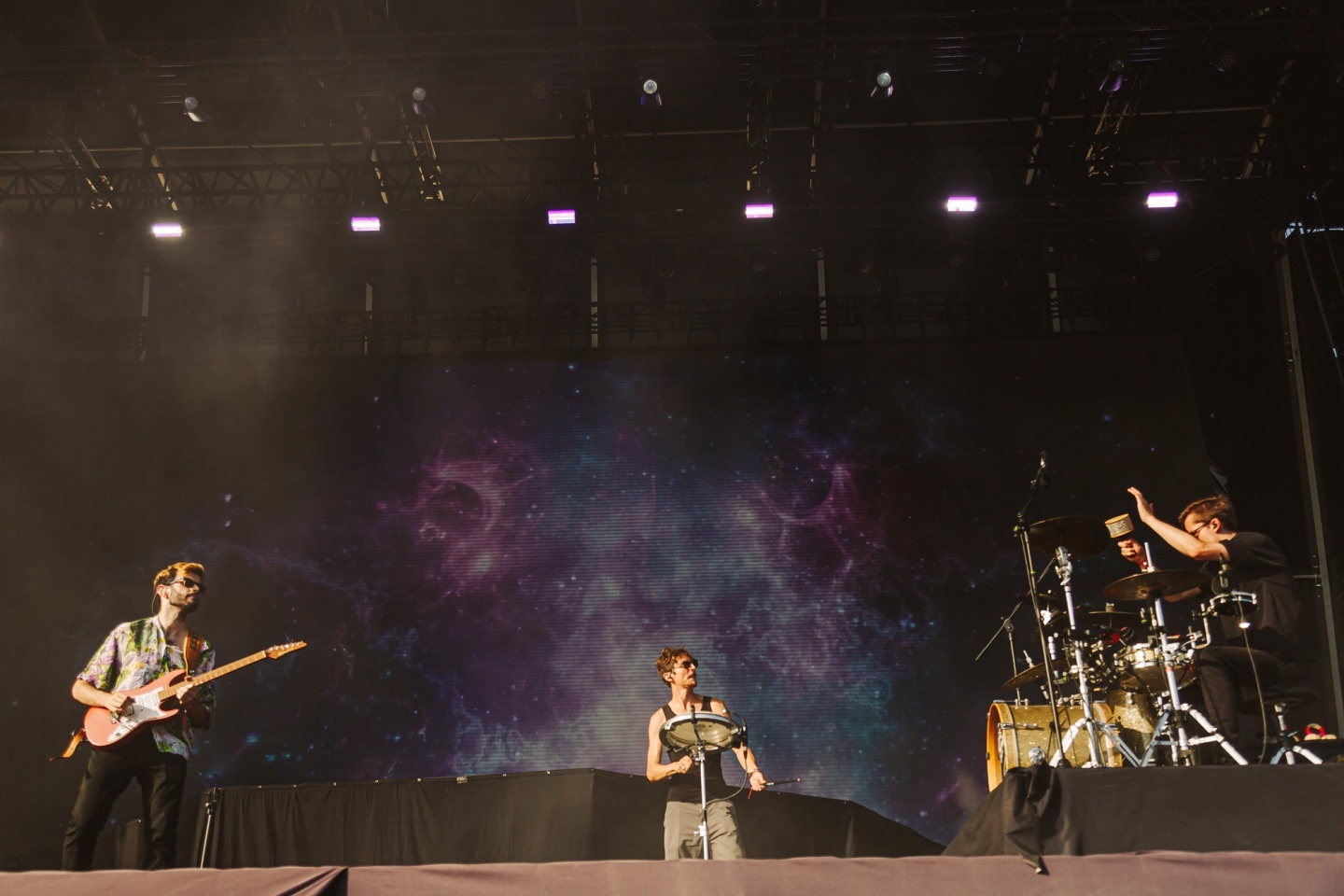 Release Athens 2025: Ανταπόκριση - φωτορεπορτάζ από τις εμφανίσεις των London Grammar, Aurora και Klangphonics στην Πλατεία Νερού