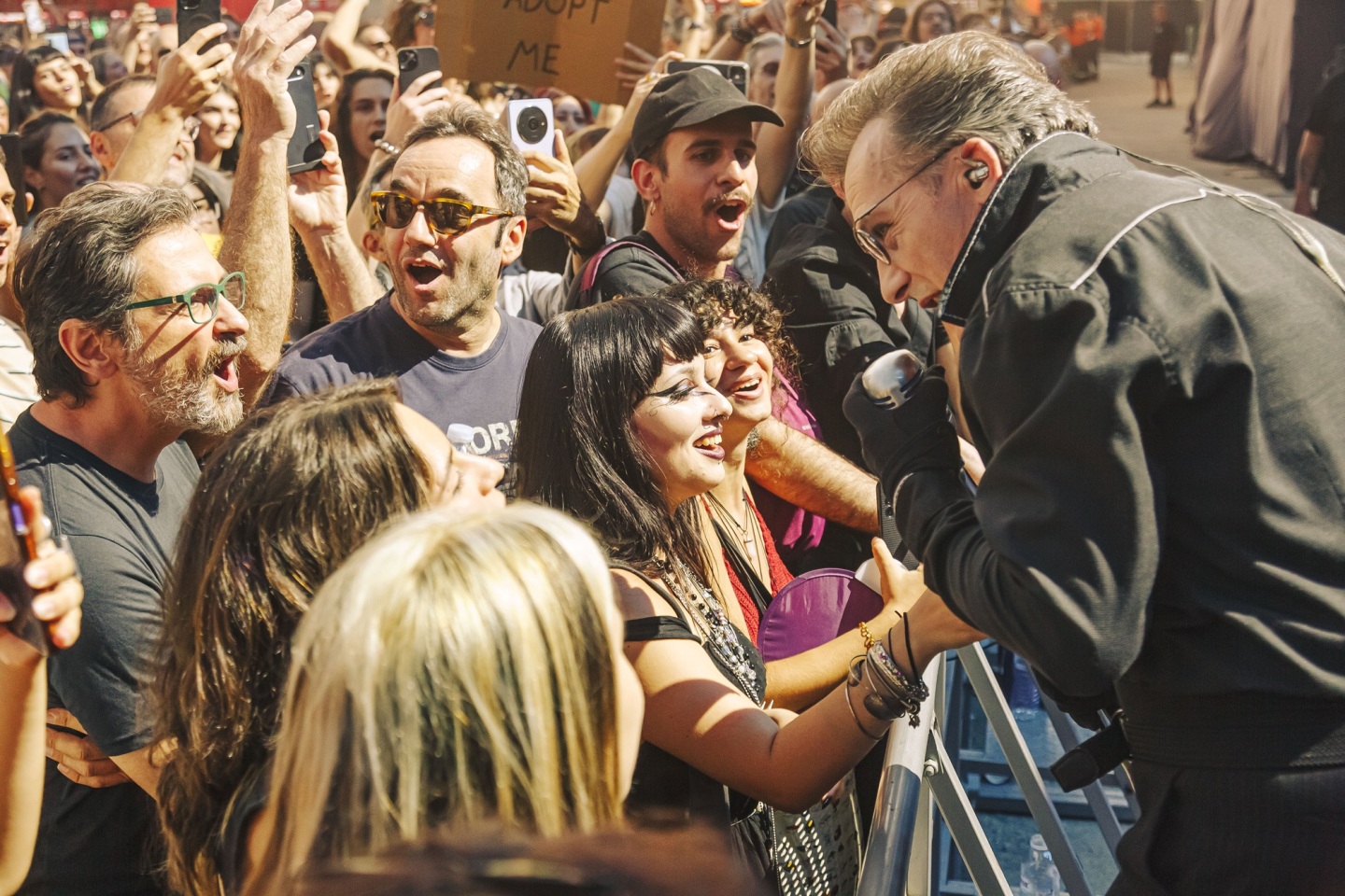 Release Athens 2025: Ανταπόκριση - φωτορεπορτάζ από τις εμφανίσεις των Supergrass, The Damned και The Lobsters στην Πλατεία Νερού