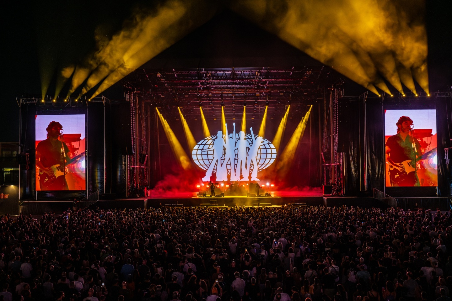 Release Athens 2025: Ανταπόκριση - φωτορεπορτάζ από τις εμφανίσεις των Supergrass, The Damned και The Lobsters στην Πλατεία Νερού