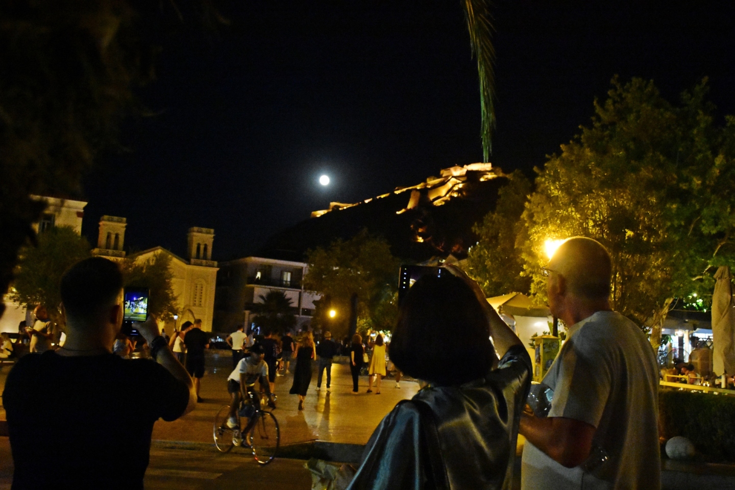 Πανσέληνος Αυγούστου