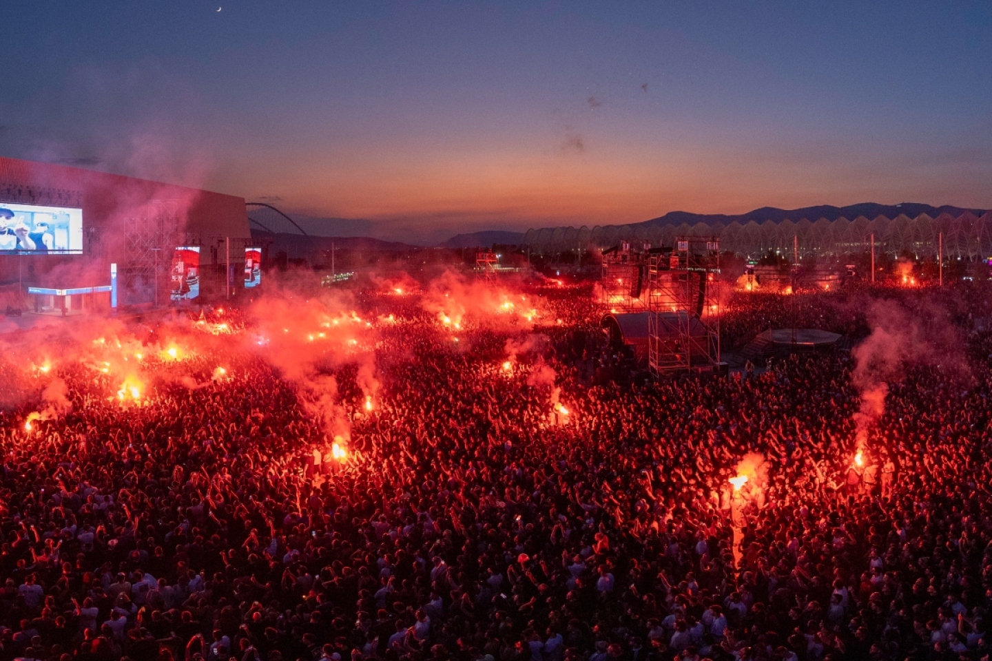 Ανασκόπηση 2025: Η χρονιά μέσα από τις εικόνες 26 Ελλήνων φωτογράφων.