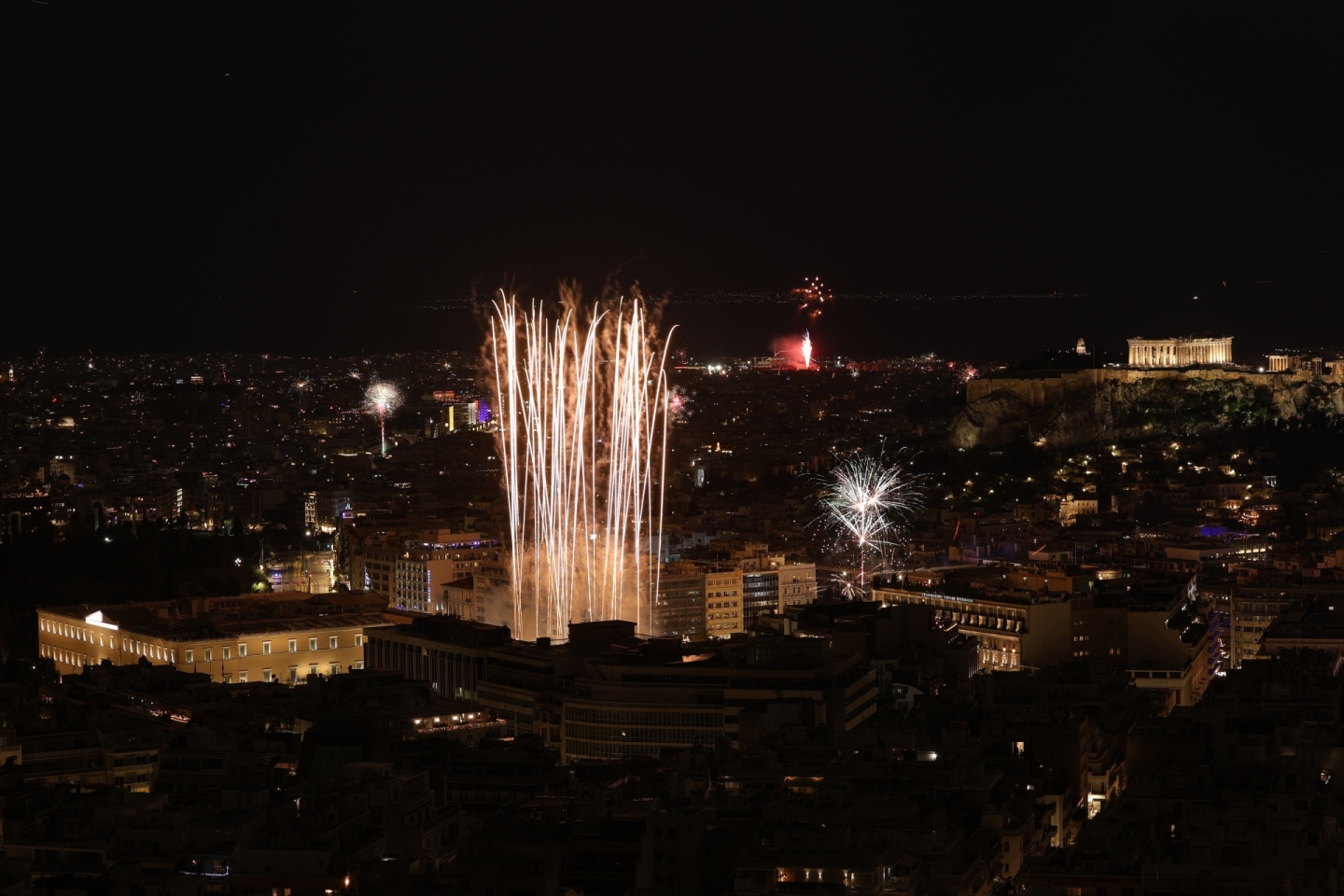 Η Ελλάδα υποδέχεται το 2026 - 20 εικόνες	