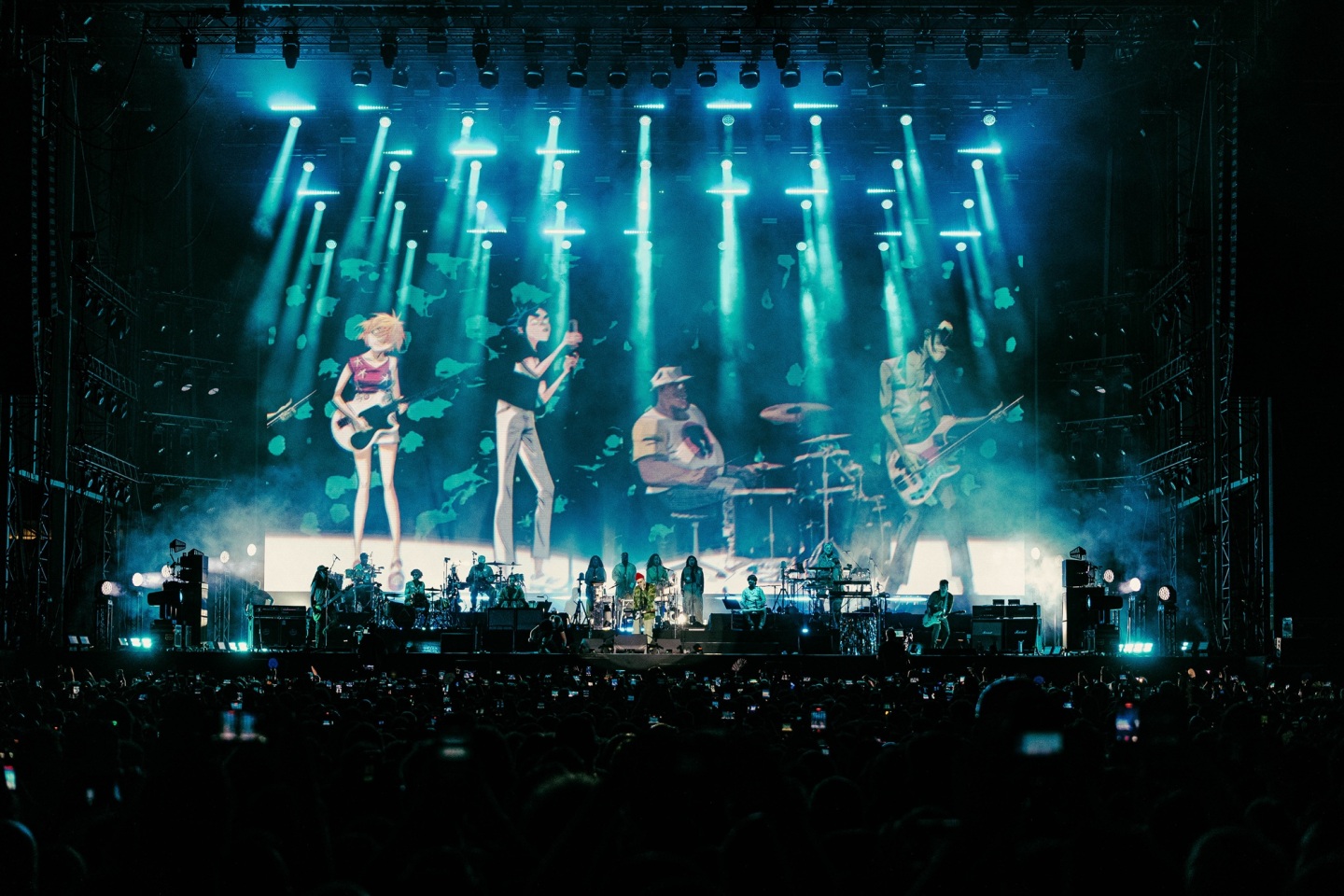 Release Athens x SNF Nostos 2026: Οι Gorillaz σφράγισαν το μεγαλύτερο sold-out του καλοκαιριού