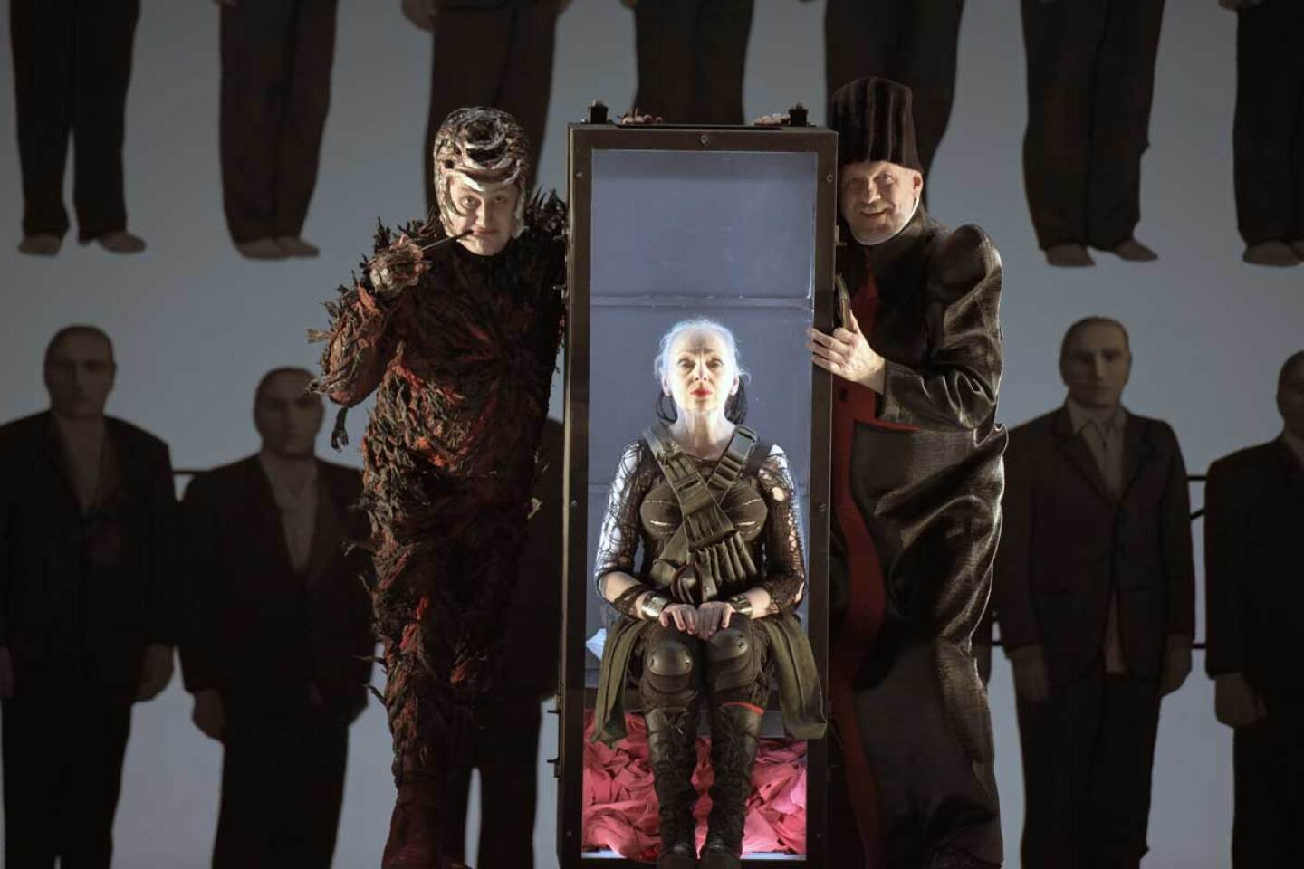 Μάνα Κουράγιο, Θέατρο Αλεξαντρίνσκι © Johanna Weber