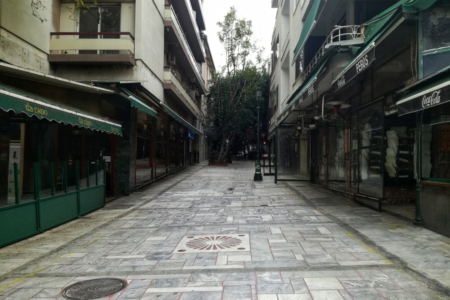 Τσακάλωφ, Κολωνάκι