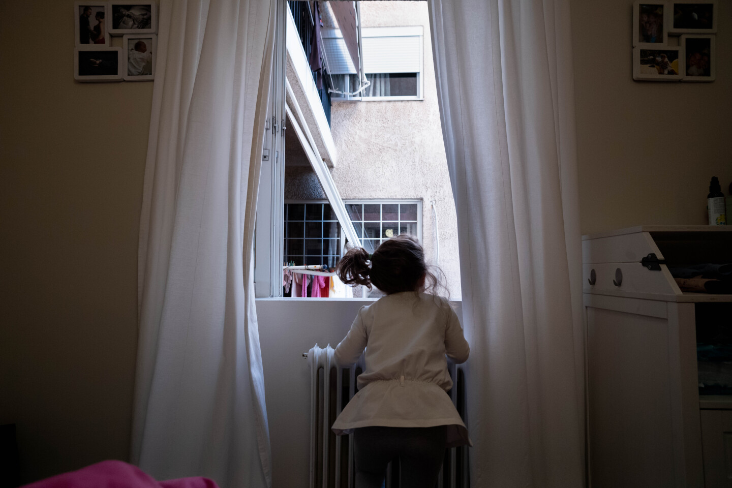 Παιδιά κατά την διάρκεια της καραντίνας στην Ελλάδα εξαιτίας της πανδημίας του κορωνοϊού