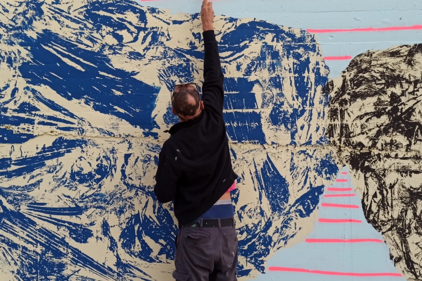 To νέο γκράφιτι της Αθήνας