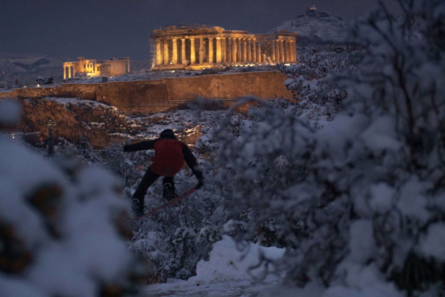 Snowboard στην Ακρόπολη