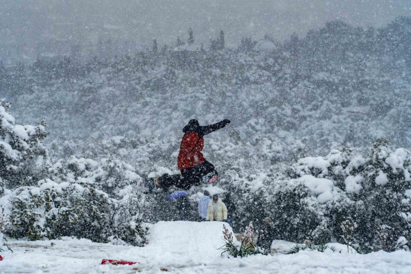 Snowboard στην Ακρόπολη