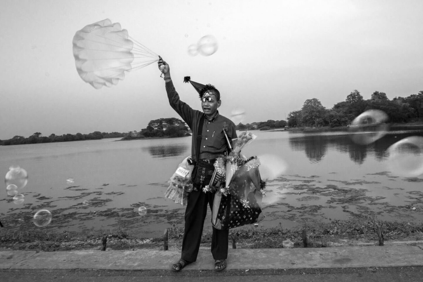 Μιανμάρ, Aun Raza  