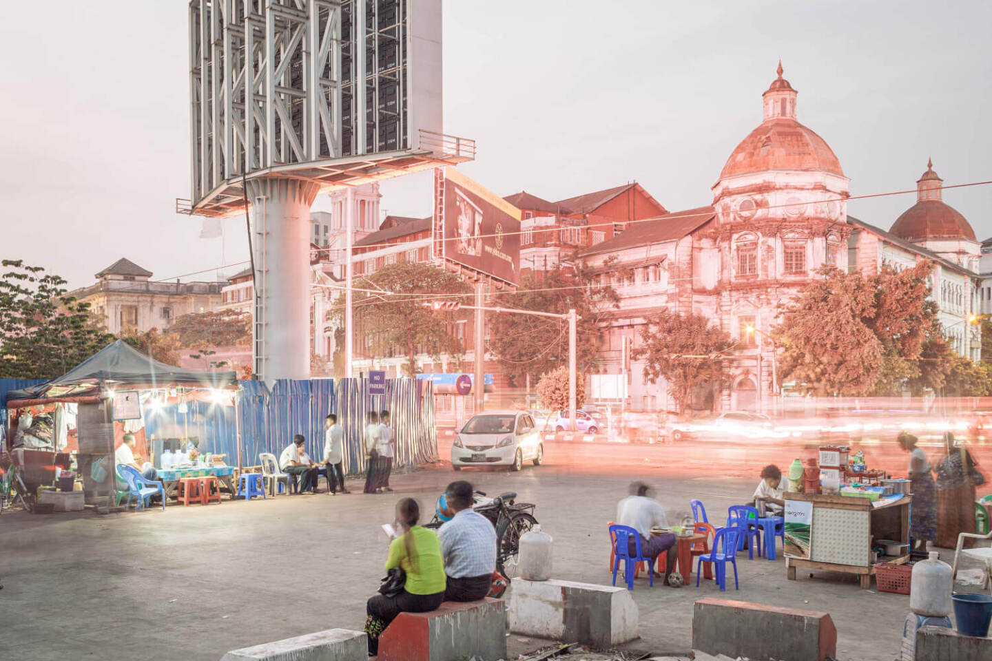 Μιανμάρ, Peter Bialobrzeski  