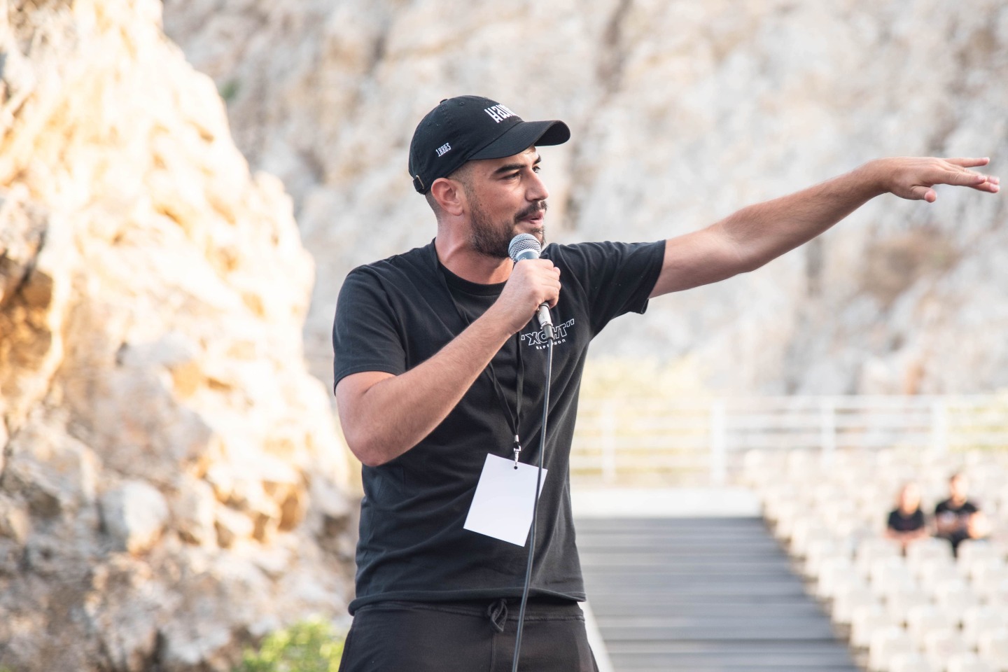 Abismo - Στιγμιότυπο από hip hop συναυλία στο Κατράκειο Θέατρο Νίκαιας