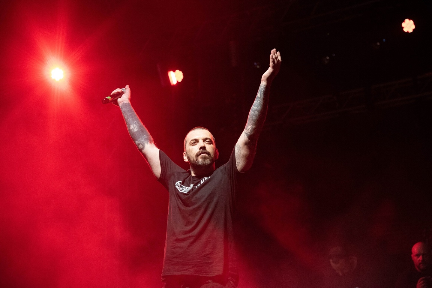 Βέβηλος - Στιγμιότυπο από hip hop συναυλία στο Κατράκειο Θέατρο Νίκαιας