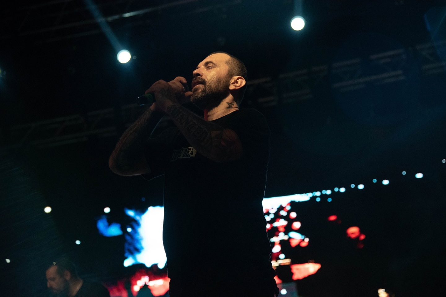 Βέβηλος - Στιγμιότυπο από hip hop συναυλία στο Κατράκειο Θέατρο Νίκαιας