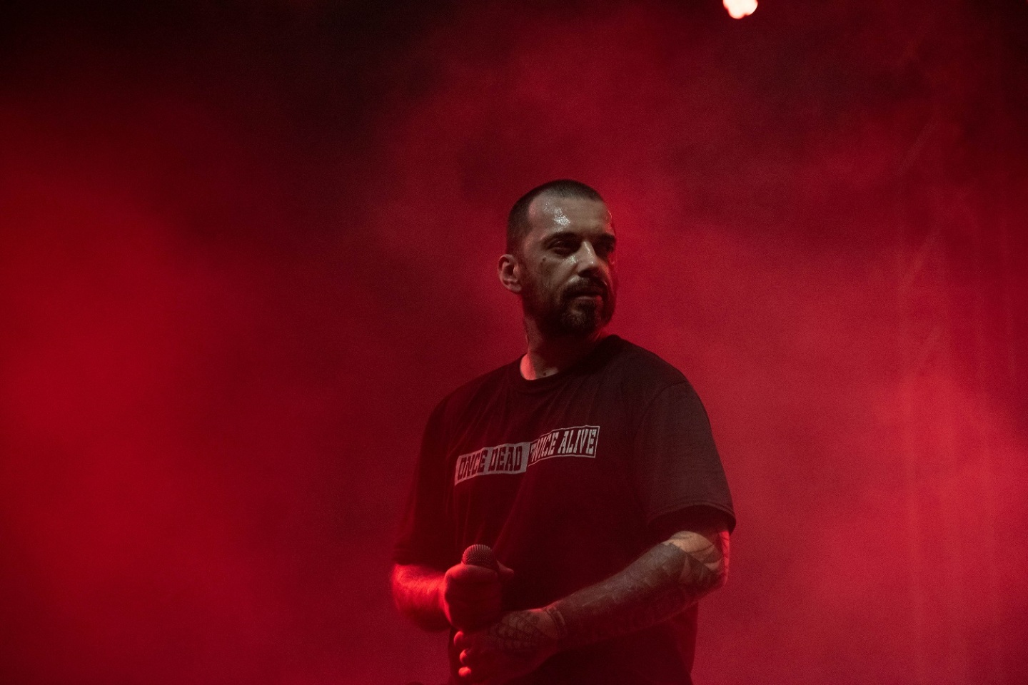 Βέβηλος - Στιγμιότυπο από hip hop συναυλία στο Κατράκειο Θέατρο Νίκαιας