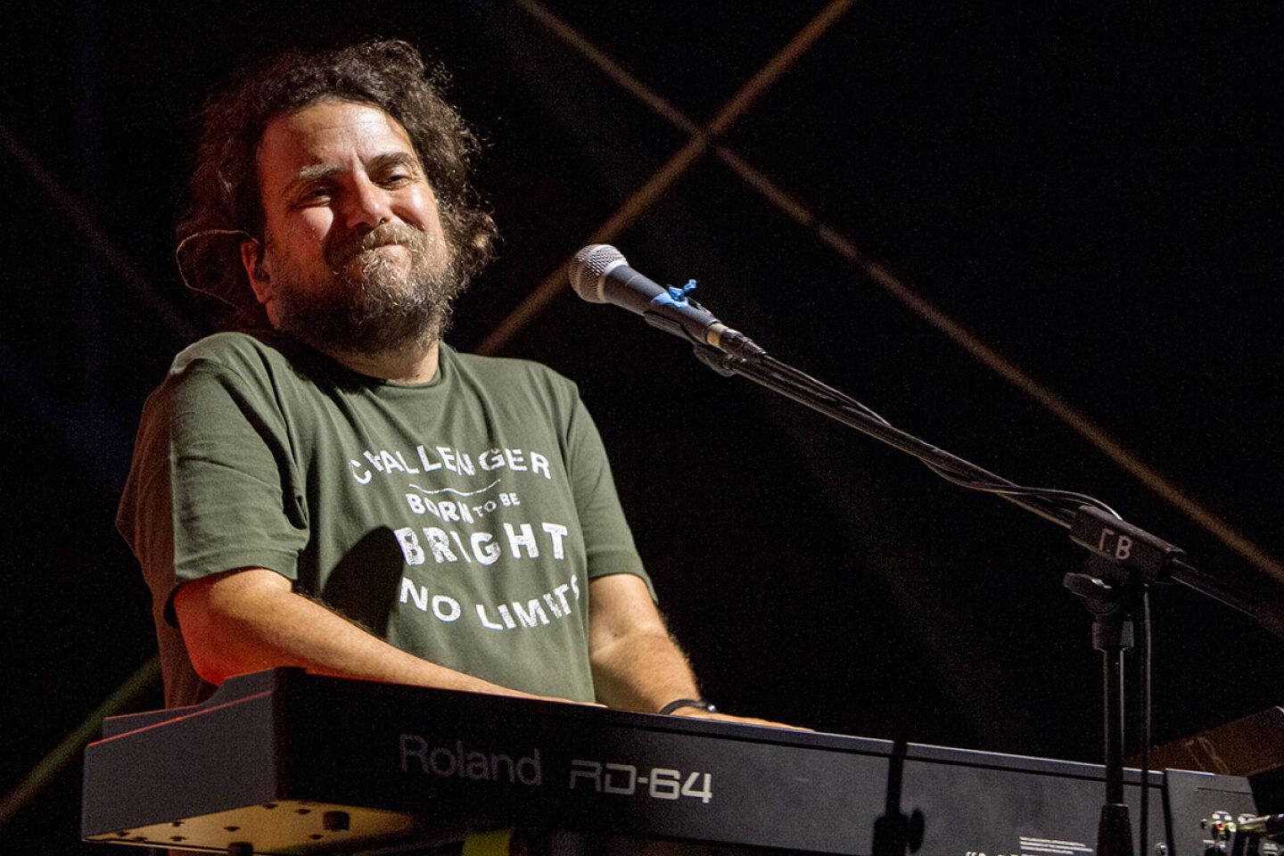 Στιγμιότυπο από τη συναυλία των Νίκου Πορτοκάλογλου, Στάθη Δρογώση, Αγάπη Διαγγελάκη, Βύρωνα Τσουράπη