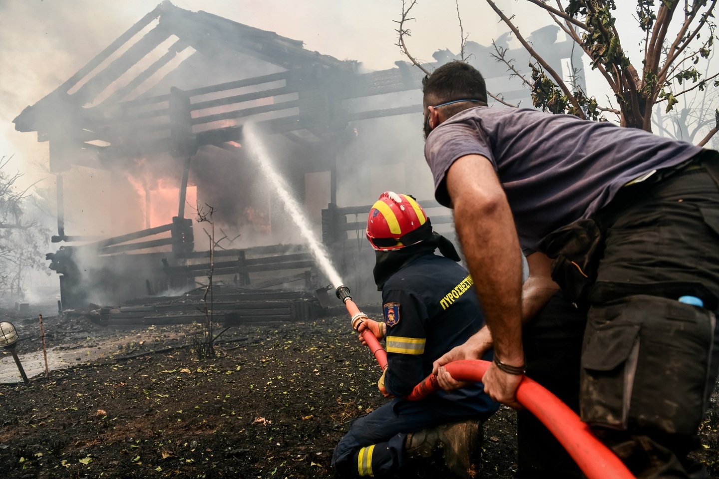 Πυρκαγιά στη Βορειοανατολική Αττική, Παρασκευή 6 Αυγούστου 2021. Στιγμιότυπο από τις Αφίδνες